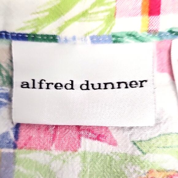 Alfred Dunner Vibrant Tropical Print Cropped and Tied Button Down Women's Top 16 - Picture 8 of 12